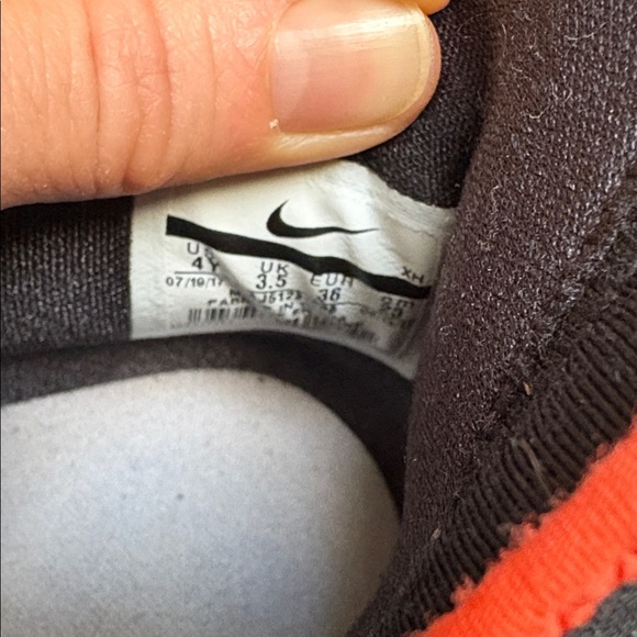 Nike Lebron Soldier 11 Safari sneakers basketball shoes Velcro youth kids US4 - Picture 10 of 10